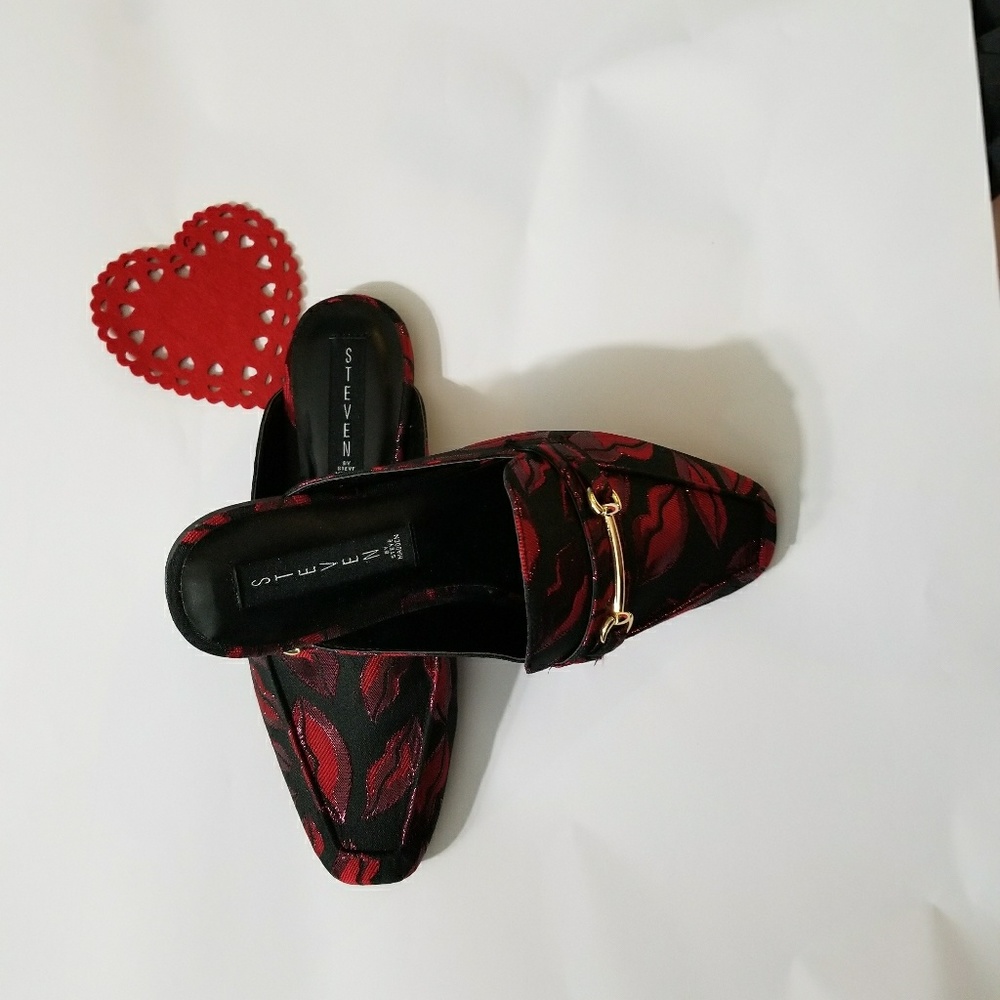 Smooch Steven Steve Madden

Rilee Slip-On Mule